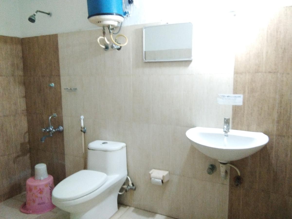 Nīlgiri Blue Valley Jungle Resort מראה חיצוני תמונה